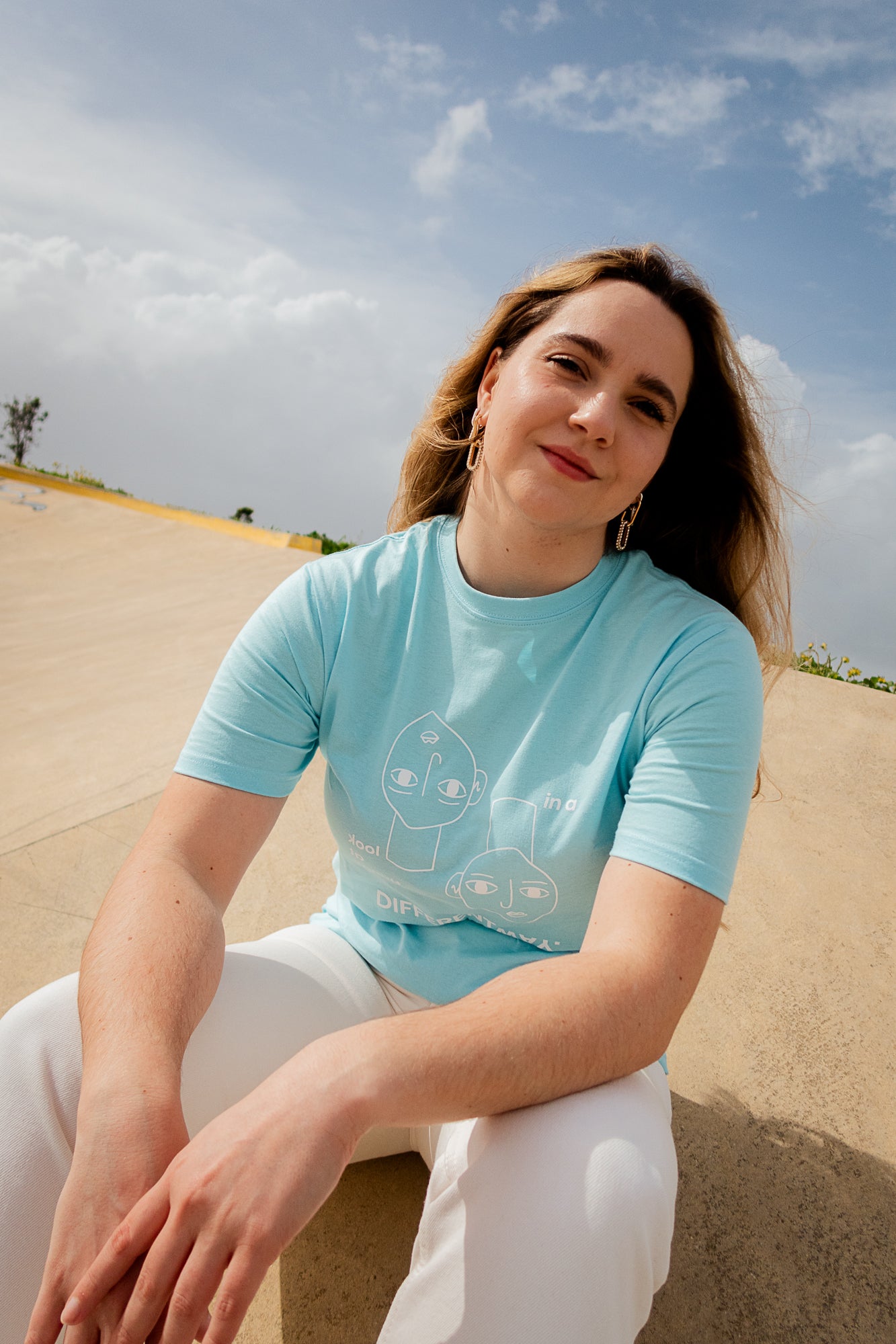 T-shirt “A Different Way”